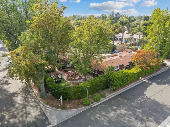 13405 Tiara St, Van Nuys, CA 91401