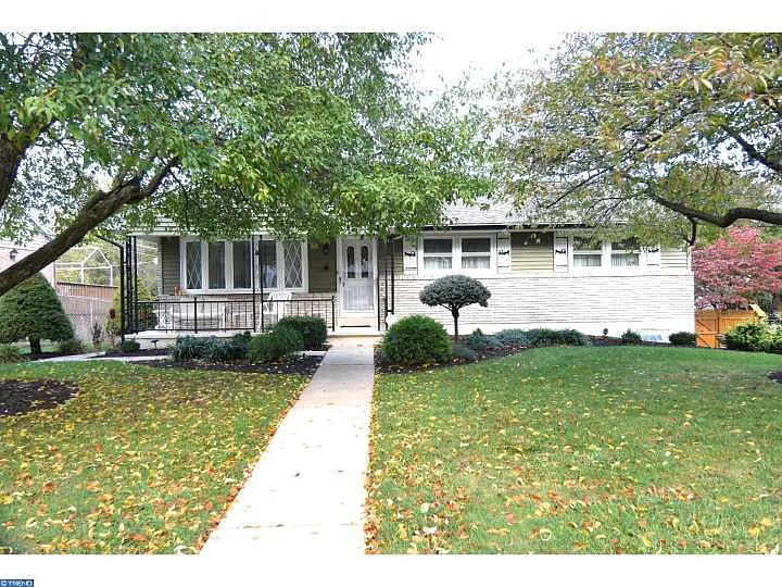 777 Georgia Ave photo 1