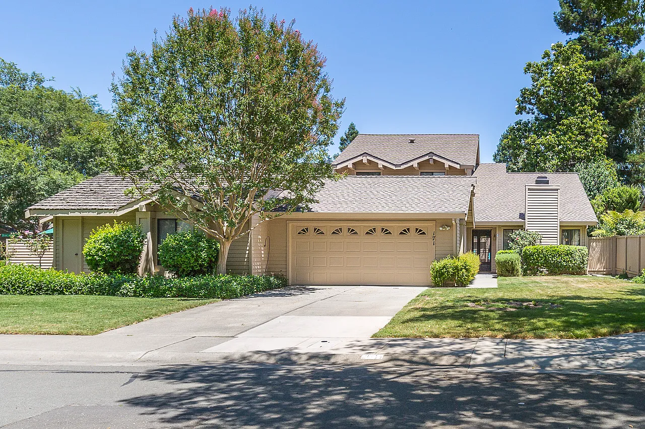 171 Portinao Cir photo 1