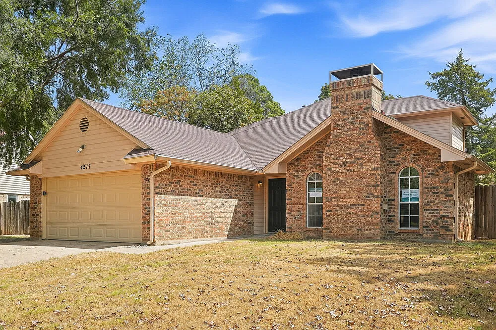 3 bed, 2.5 bath, 1580 sqft, $2,190 — Photo 4