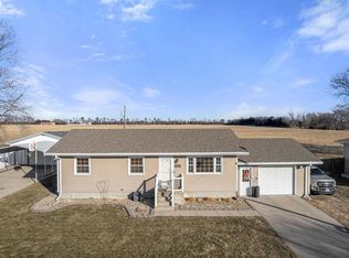 1402 8th St, Duncan, NE 68634