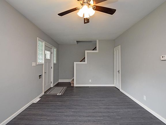 3rd image of 2204 Crane Ave