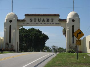 2435 NE Arch St, Jensen Beach, FL 34957