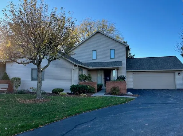 2 Greenwood Park, Pittsford, NY 14534