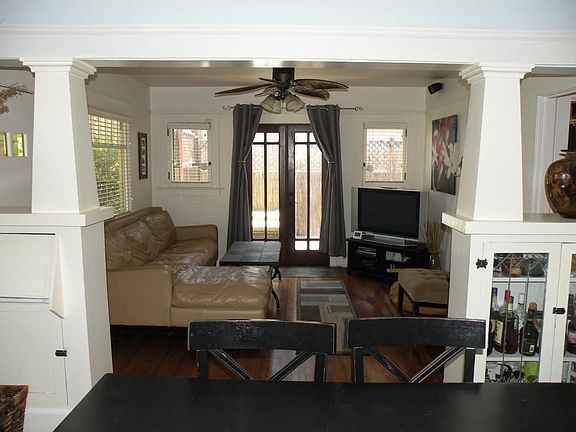 3rd image of 3722 Richmond St
