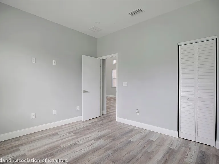 2545 N Odessa Rd — Photo 17