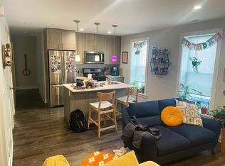 1857 W Dickens Ave #CH1, Chicago, IL 60614