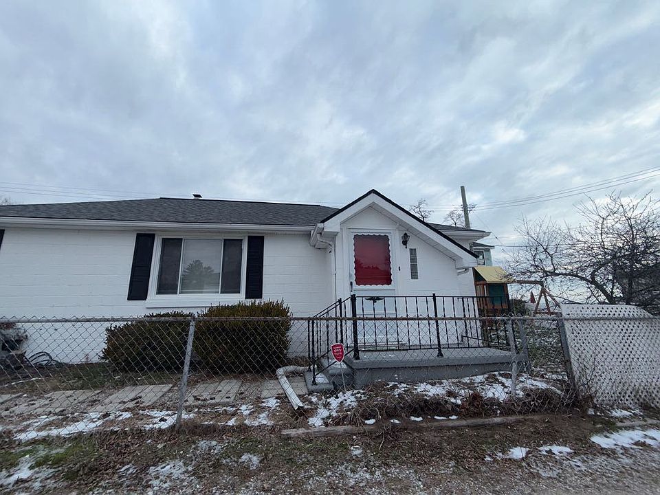 1st image of 7168 Hillcrest Dr