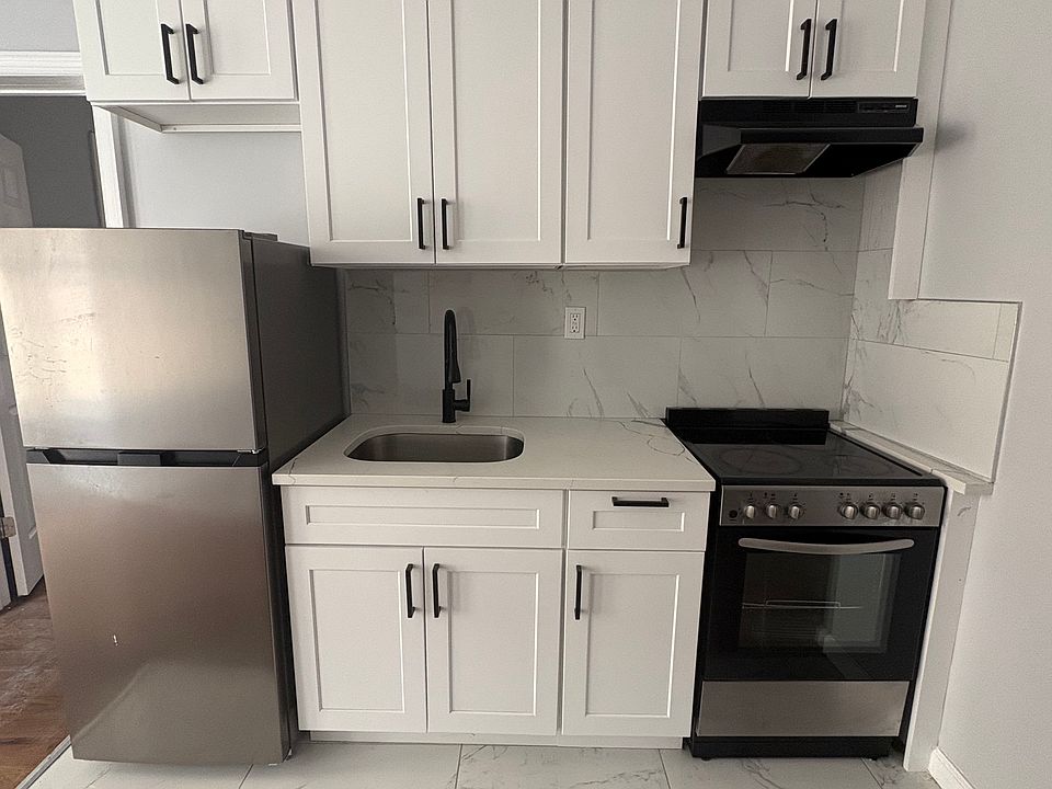 1st image of 276-278 Broadway #1