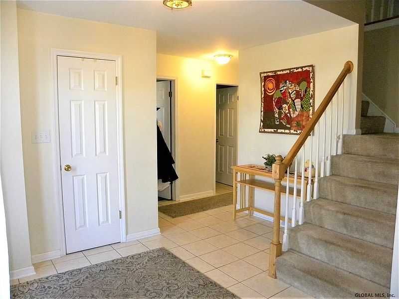 2nd image of 7 BRAMBLEWOOD