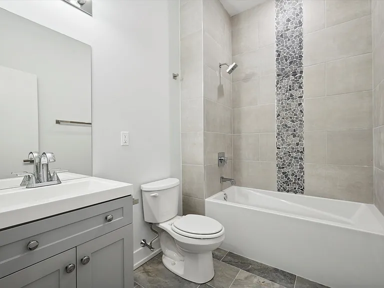 2103 N Fairhill St #3 — Photo 5