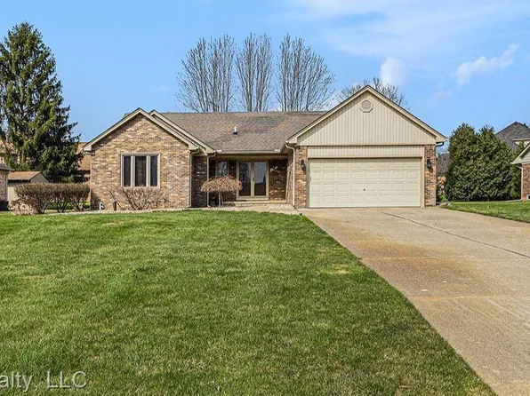 61867 Woodfield Way, Washington, MI 48094