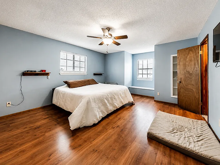 5880 V V Jones Rd — Photo 17
