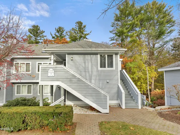 770 Summer St #4D, Lee, MA 01238