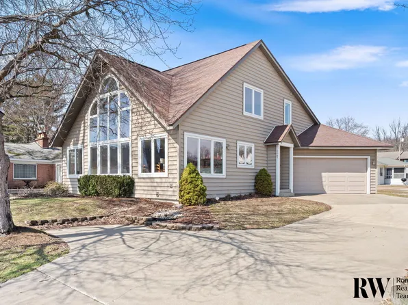 2087 Richardson Ave, Holland, MI 49424