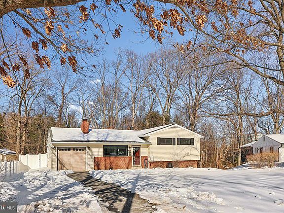 2nd image of 6816 Mayo Ct