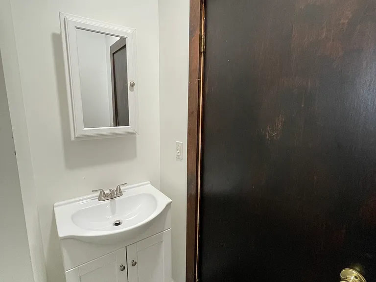 231 E State St #2 — Photo 11