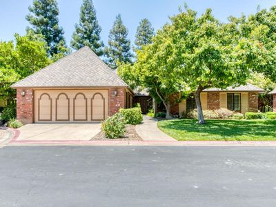 6773 N Wembley Dr, Fresno, CA, 93711