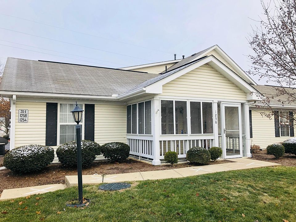 1st image of 1258 Hillview Cir E