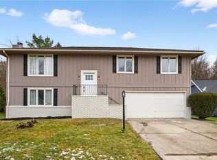 9924 Pebble Beach Cv, Aurora, OH 44202