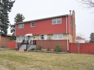 7153 Beloit Ave, Bridgeview, IL 60455