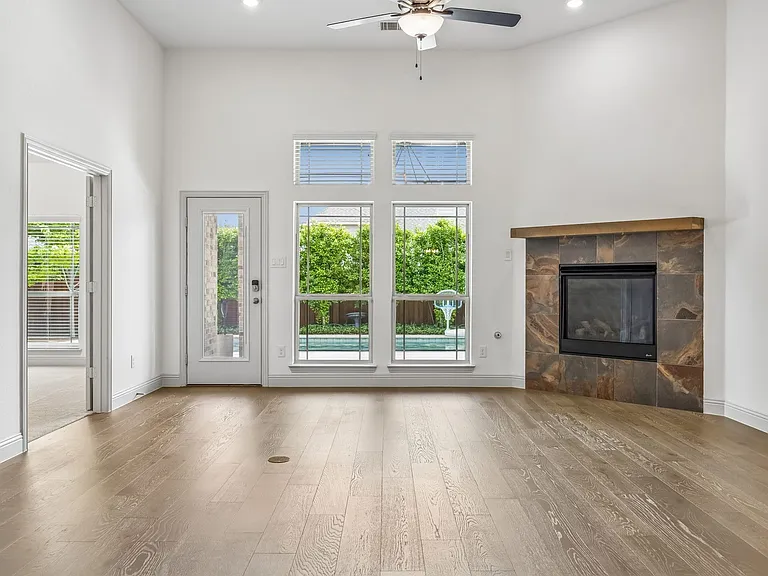 2618 Fair Oaks Ave — Photo 9