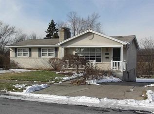 4520 Coventry Rd, Harrisburg, PA 17109