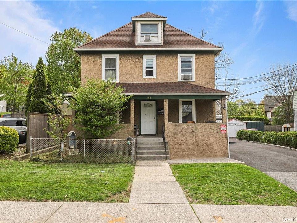 1st image of 152 Summerfield St Floor 1
