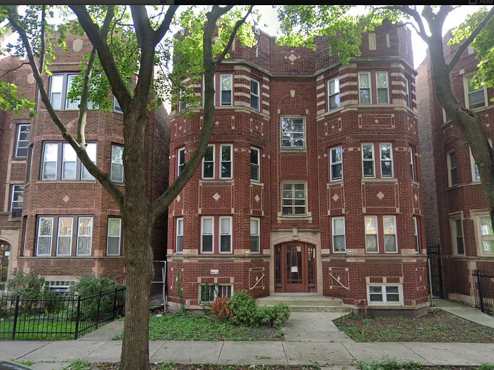 8139-8145 S Maryland Ave