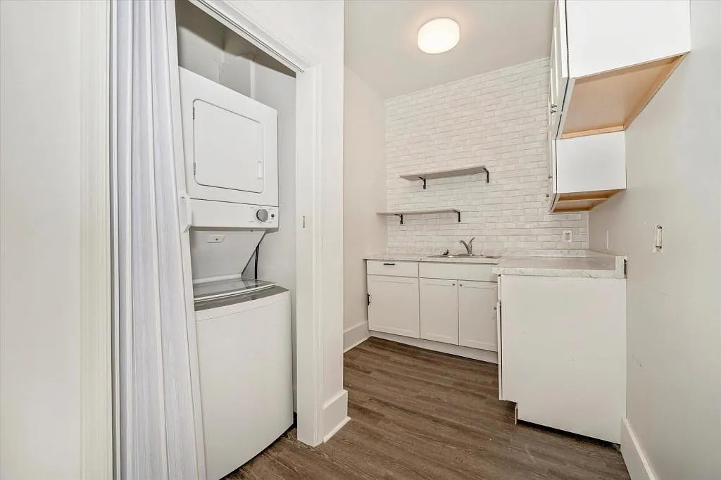 201 S Market St Frederick MD 21701 (Unit 1 Room B) — Photo 2