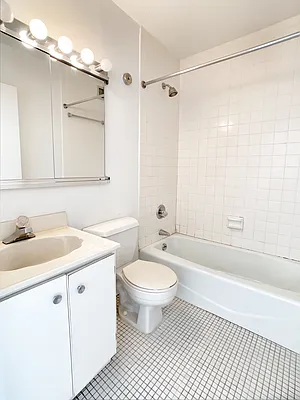 Rented by Corcoran | media 8