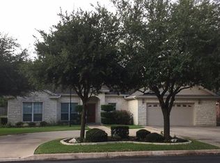 1405 T H Johnson Dr, Taylor, TX 76574