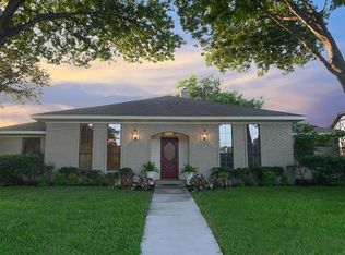 1304 Huntington Dr, Richardson, TX 75080