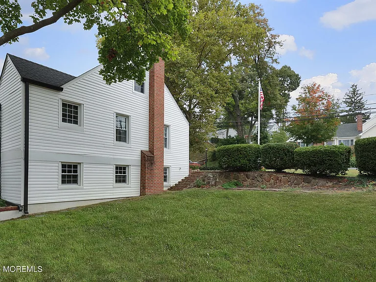 67 E Highland Ave — Photo 20