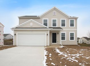 92 Bentwood Dr, Jackson, MI 49201