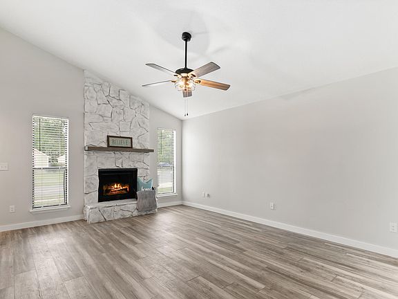 3rd image of 6860 Coralberry Ln S