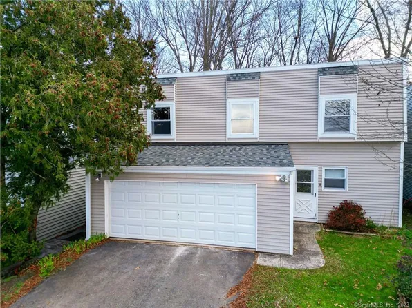 9 Stirling Court, Middletown, CT 06457
