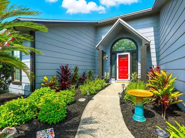 8462 SAND POINT Drive W, Jacksonville, FL 32244
