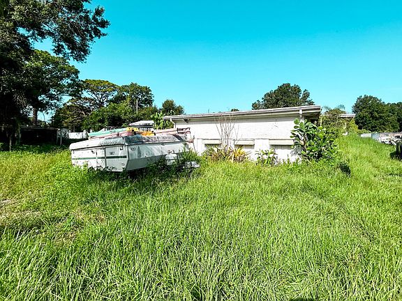 4th image of 17202 Broadland Lane