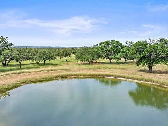 3rd image of 1241-1 Sandy Oaks Ranch