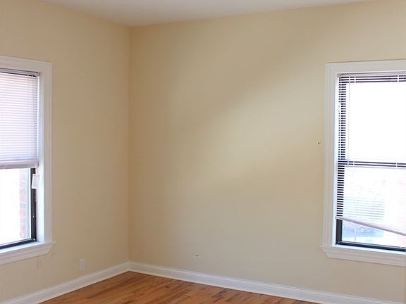 4th image of 813 W Waveland Ave APT 3N