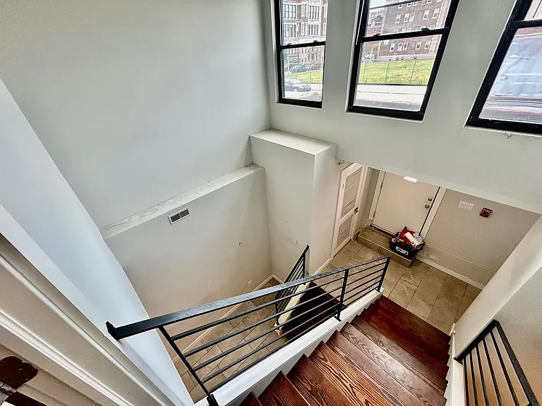 4811 Walnut St — Photo 11