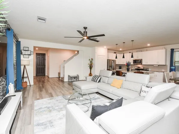 17250 Texas Willow Dr, Tomball, TX 77377