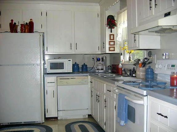 Updated Kitchen Appliances