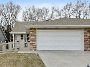 5775 Brendon Ln, Lincoln, NE 68516