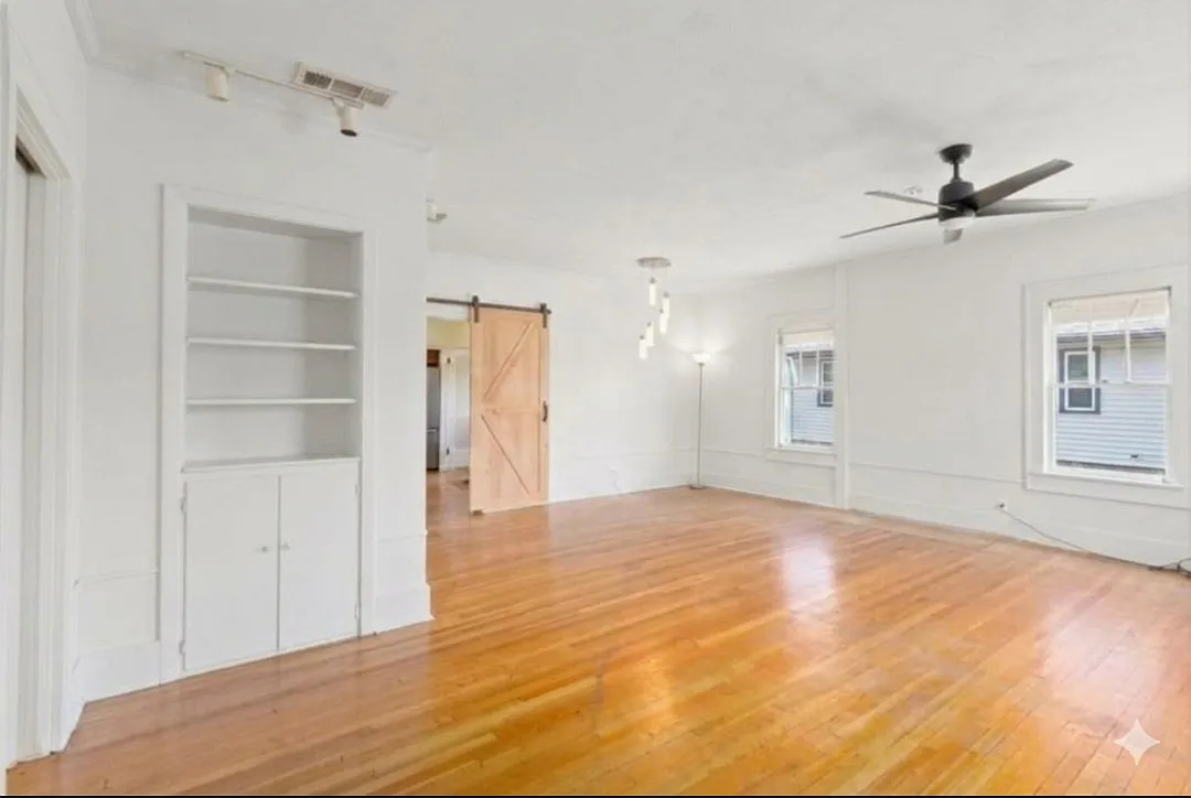 3 bed, 1605 sqft, $1,500 — Photo 2