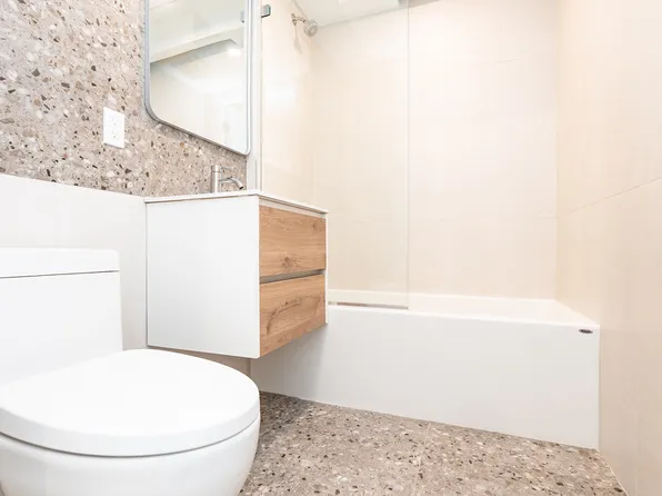 107 South 6th Street image 14 of 24