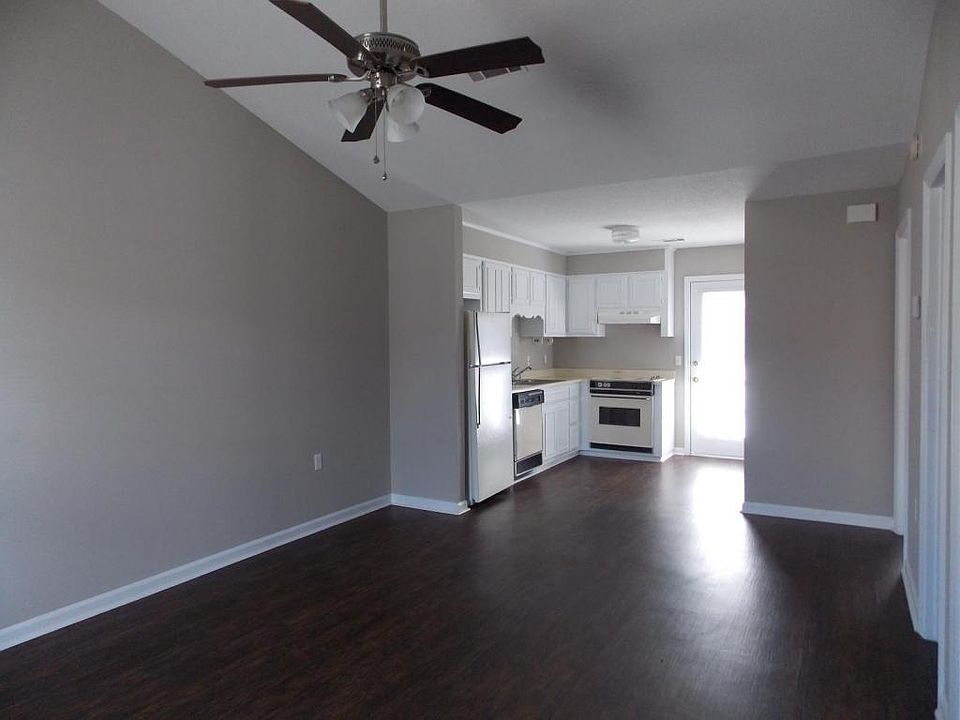 1st image of 140 Lanier Dr #24