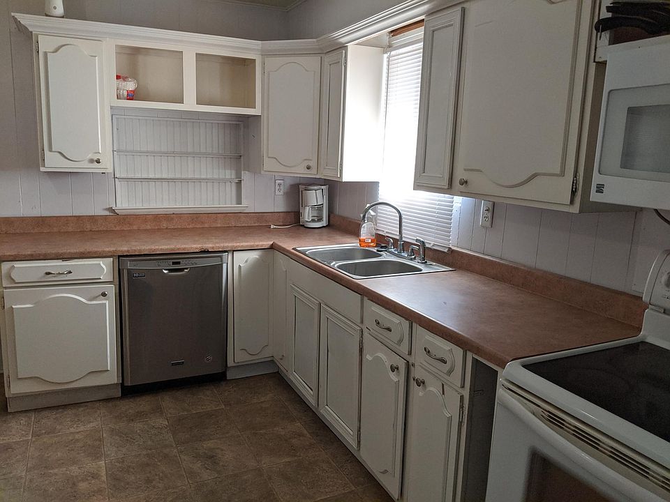 1st image of 413 N Mesa St