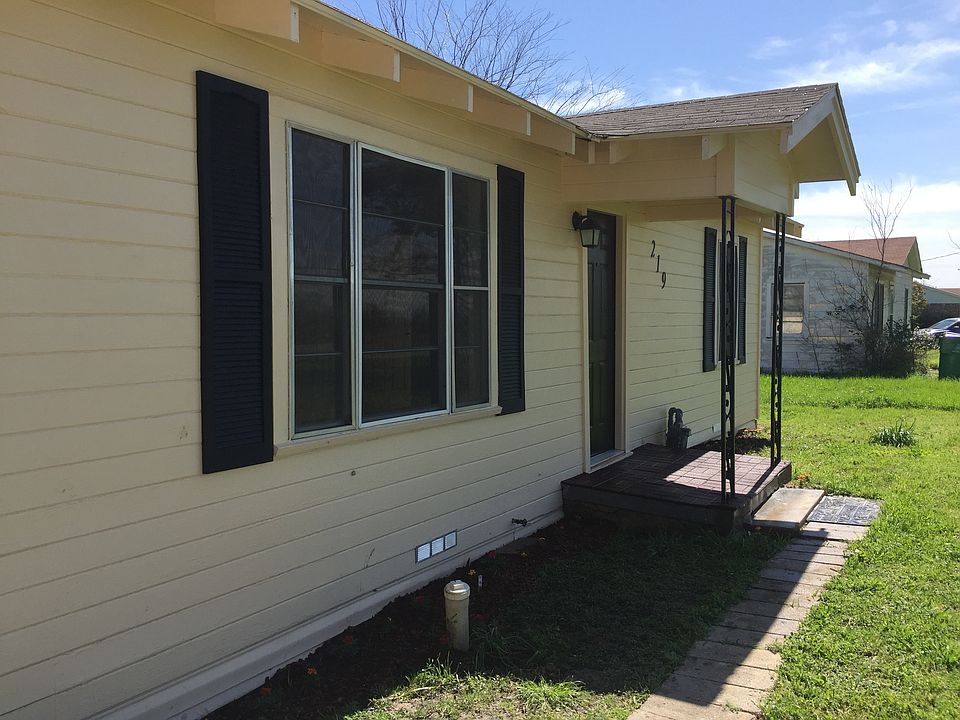 219 S Fairpark St, Riesel, TX 76682 Zillow